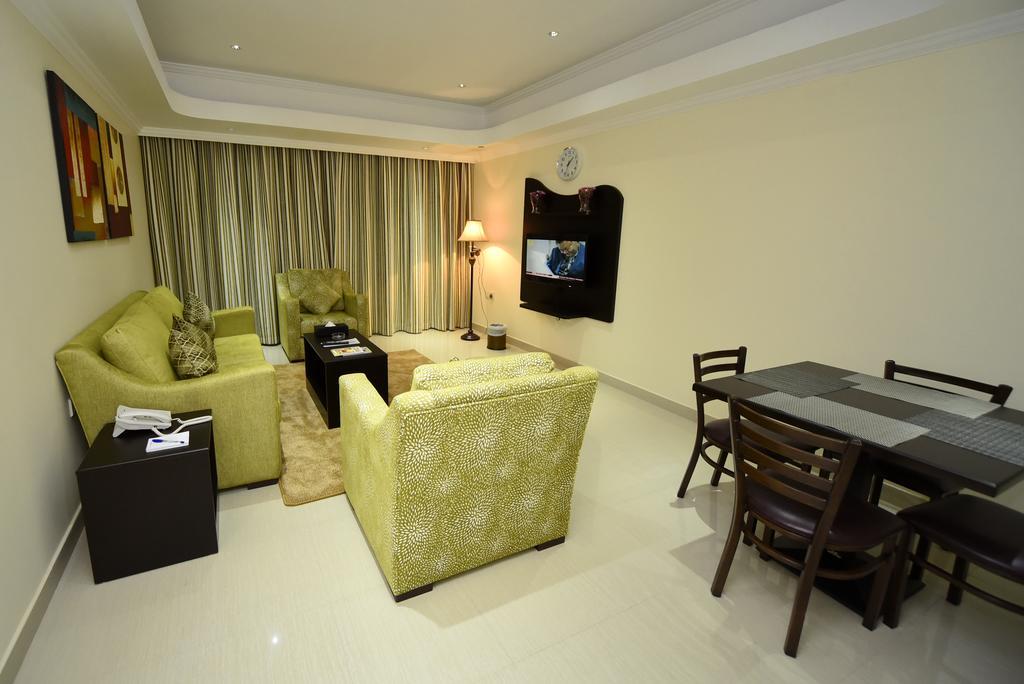 Alain Hotel Аджман Екстериор снимка