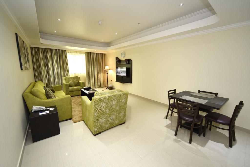 Alain Hotel Аджман Екстериор снимка